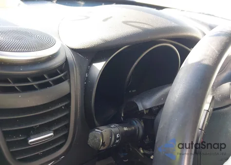 2014 Kia Soul z USA, uszkodzony, nr VIN KNDJN2A29E7700700